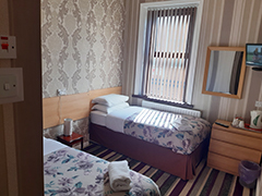 Twin bedroom